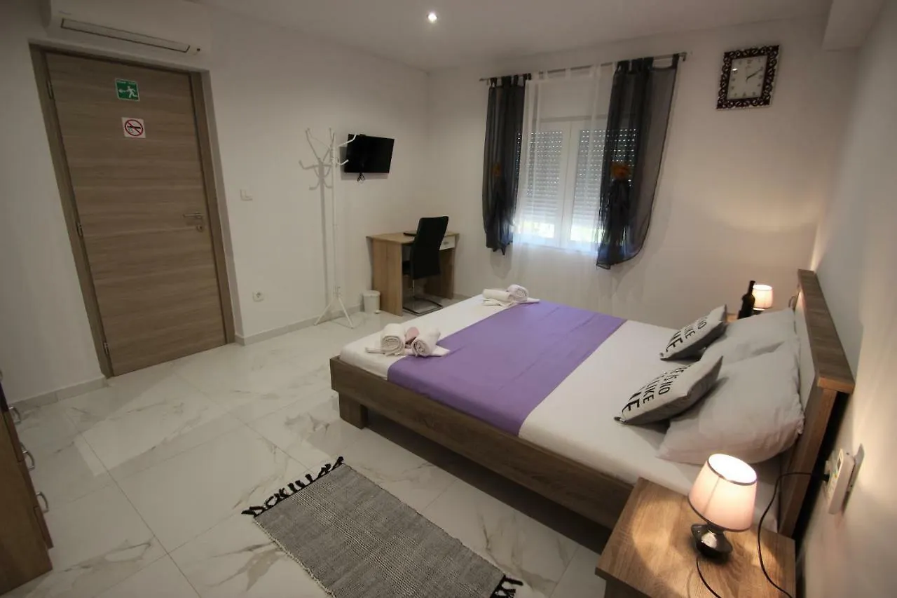 Pensionat Rooms Alice Poreč